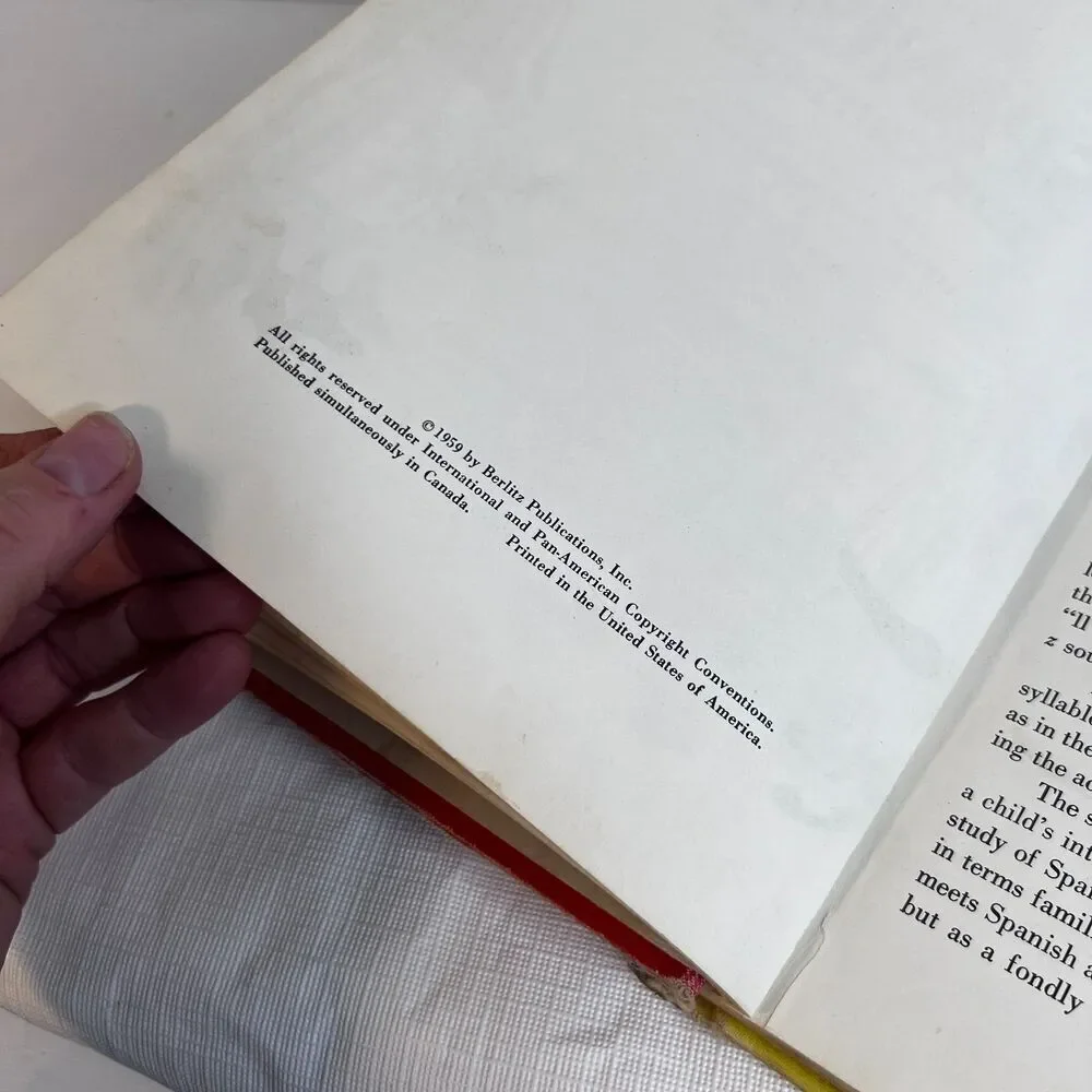 1959 BERLITZ SPANISH FOR CHILDREN Three Bears & Little Red Riding Hood Hardback - Picture 2 of 12